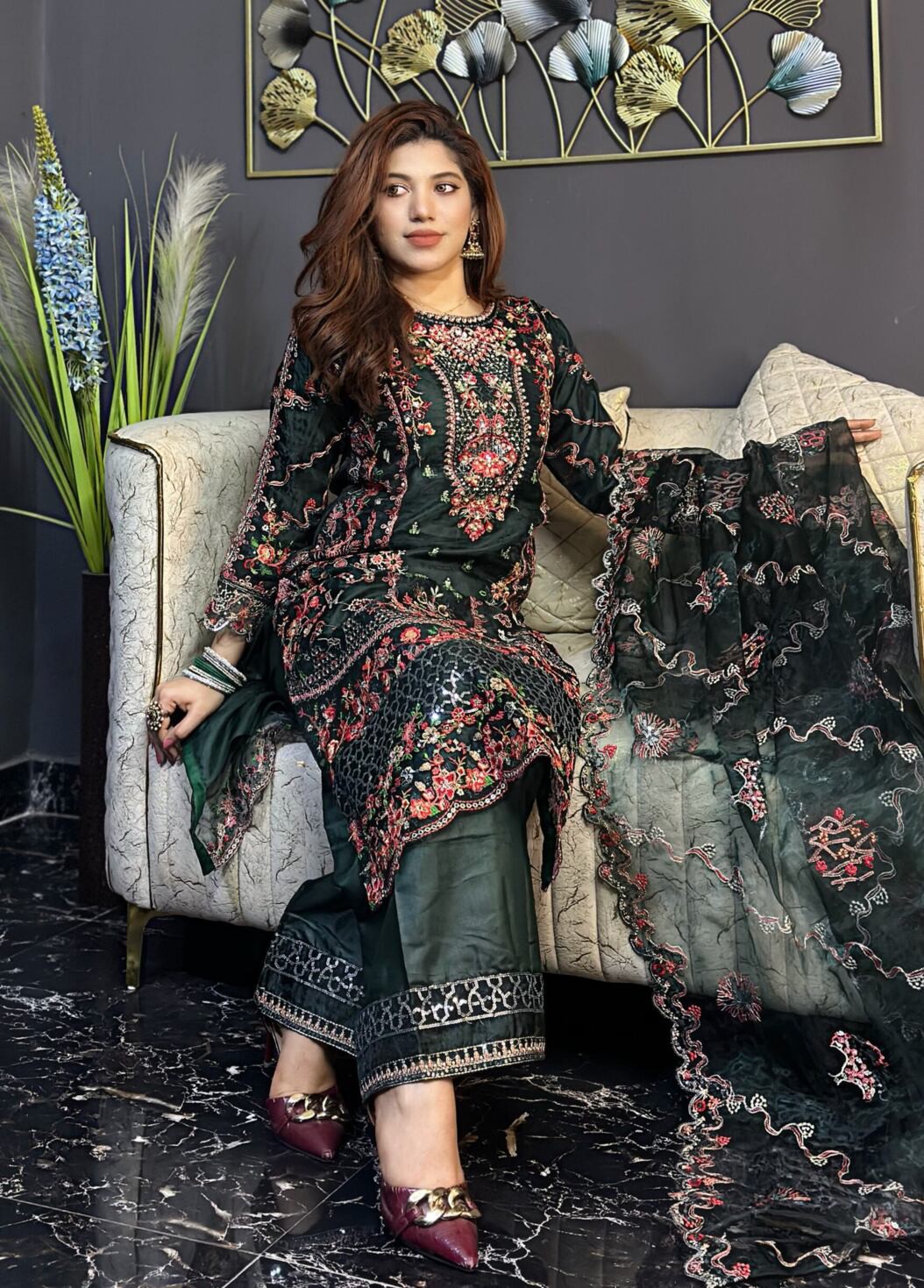 New pakithani threepeace